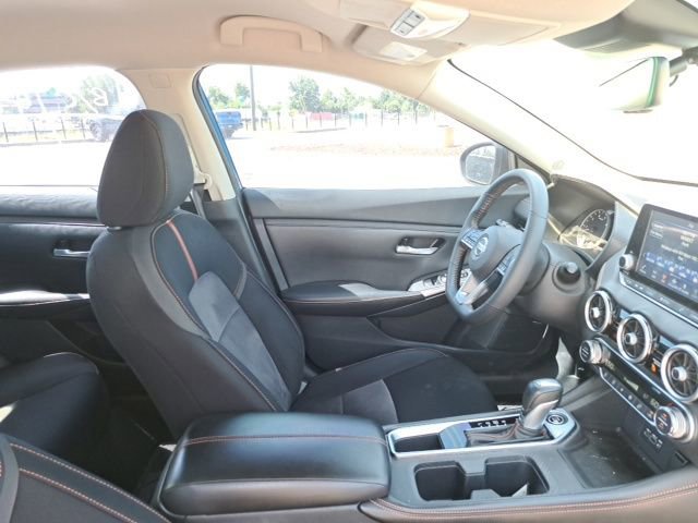 Used 2021 Nissan Sentra SR w/ Electronics Package FWD image 5