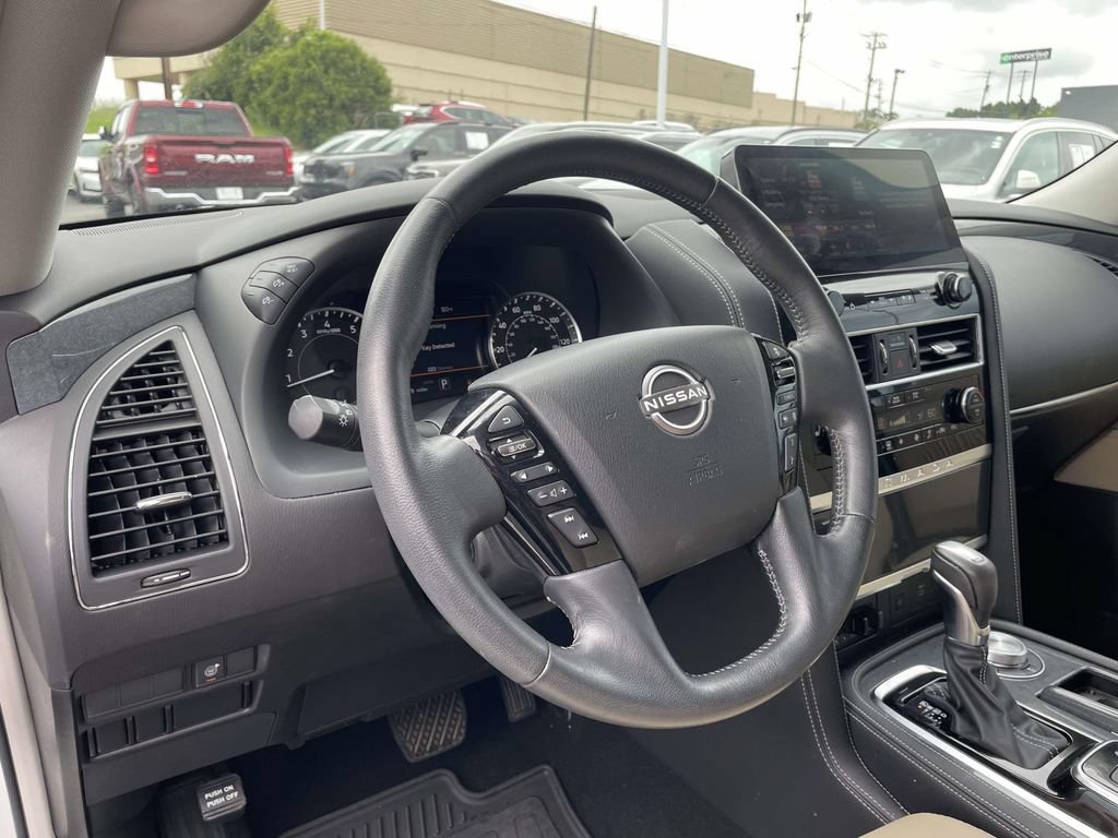 Used 2023 Nissan Armada SV w/ Cargo Package AWD/4WD image 18