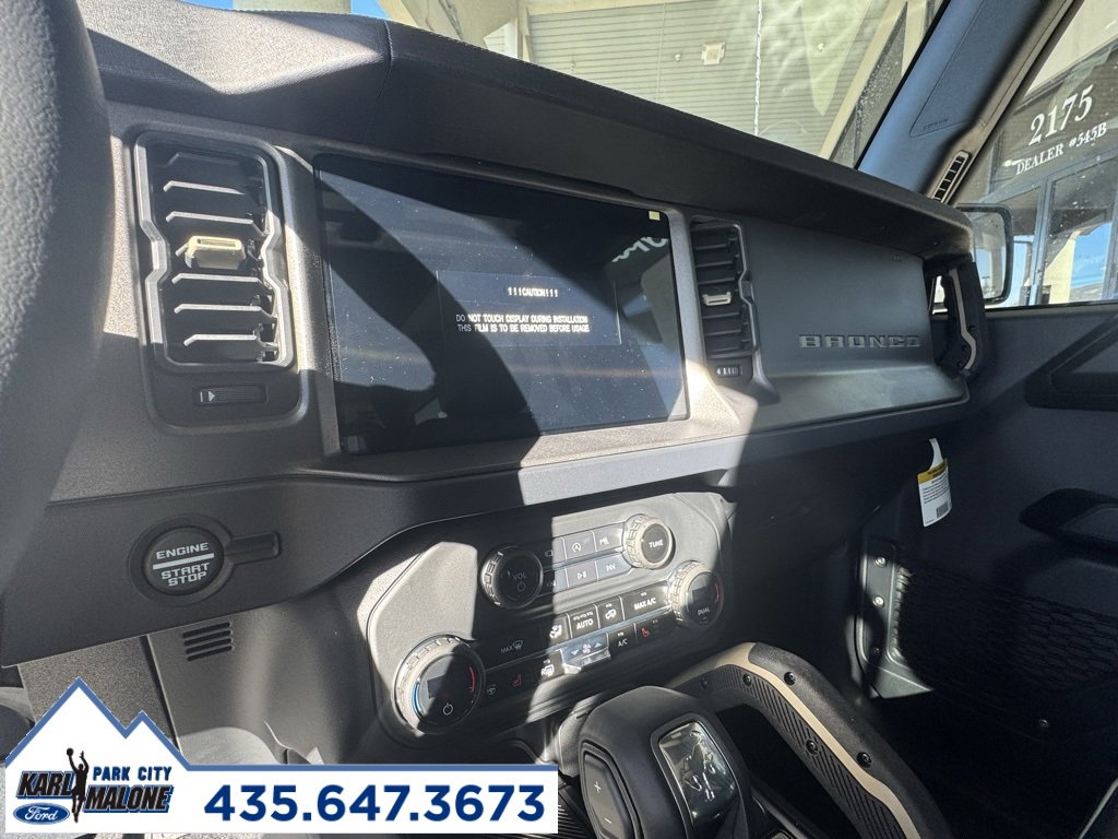 New 2025 Ford Bronco Badlands image 14