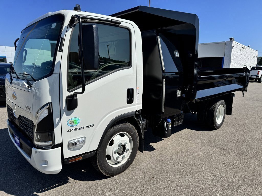 New 2025 Chevrolet Low Cab Forward 4500 XD image 1
