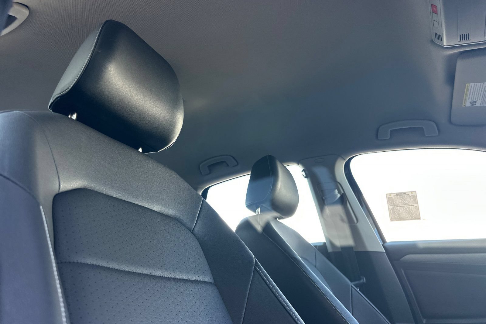 Used 2024 Volkswagen Jetta SE FWD image 16