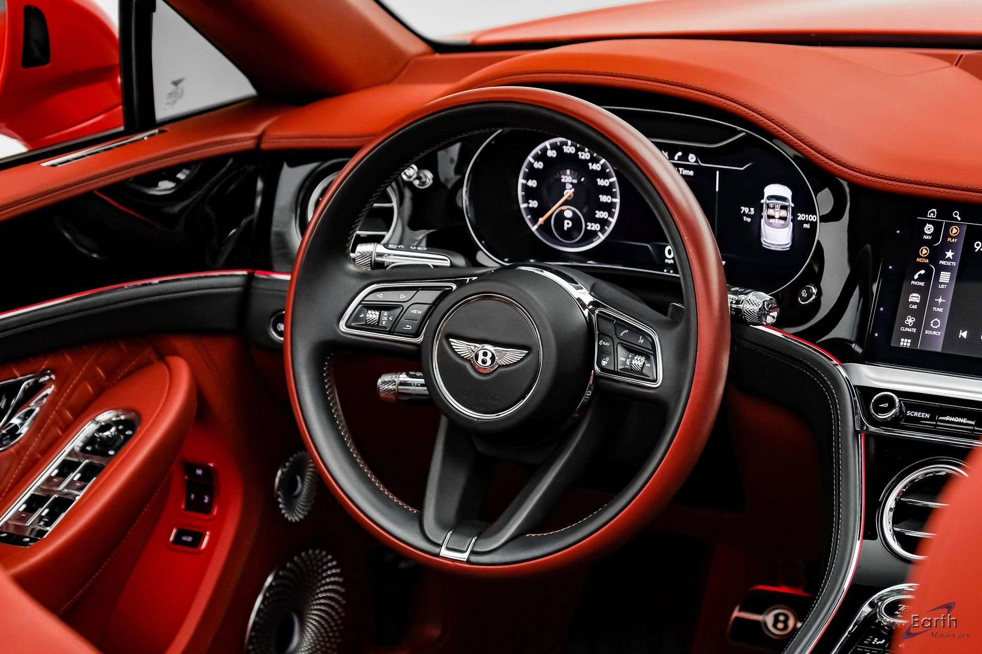 Used 2022 Bentley Continental GT AWD/4WD image 61
