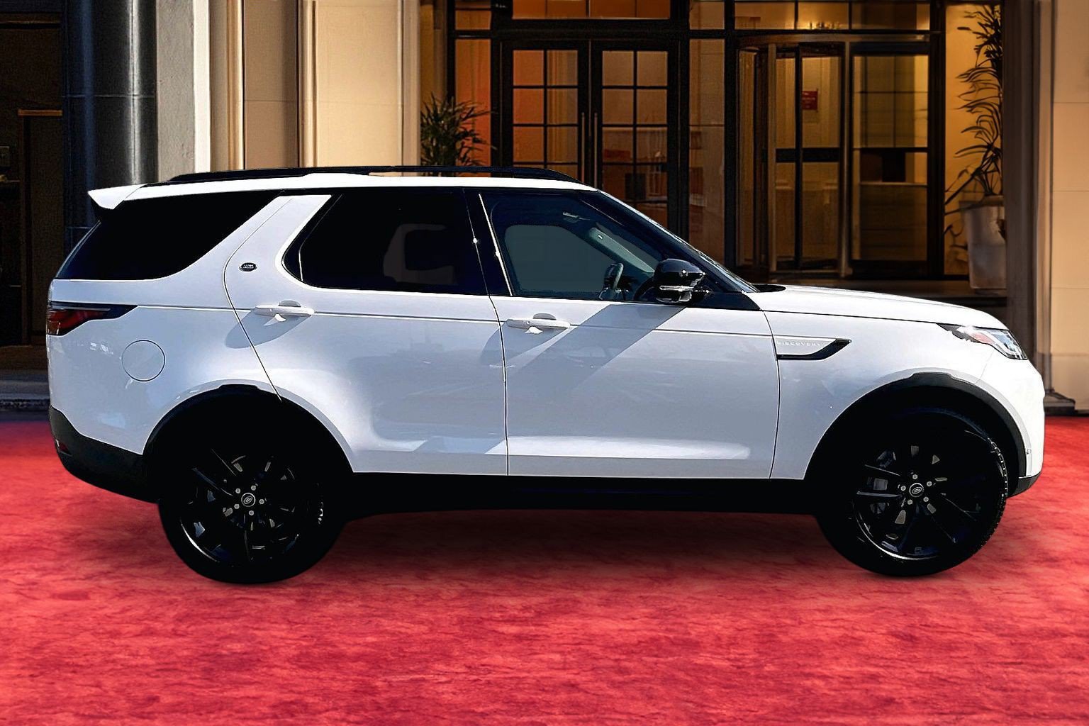 New 2026 Land Rover Discovery S AWD/4WD image 6