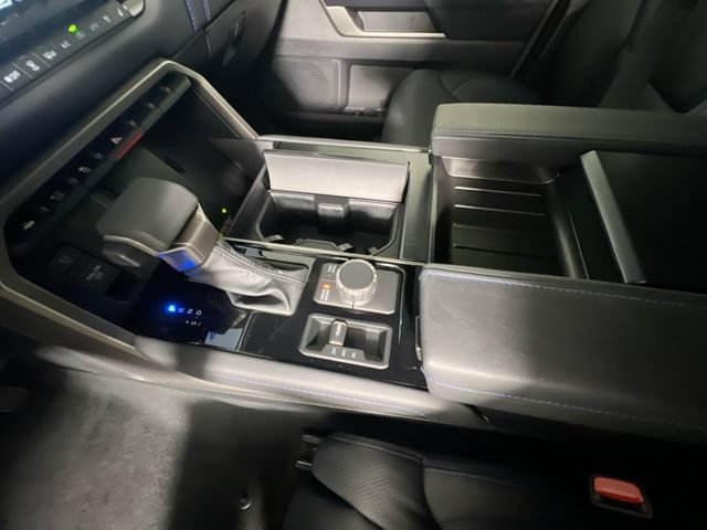 New 2026 Toyota Sequoia Platinum AWD/4WD image 22