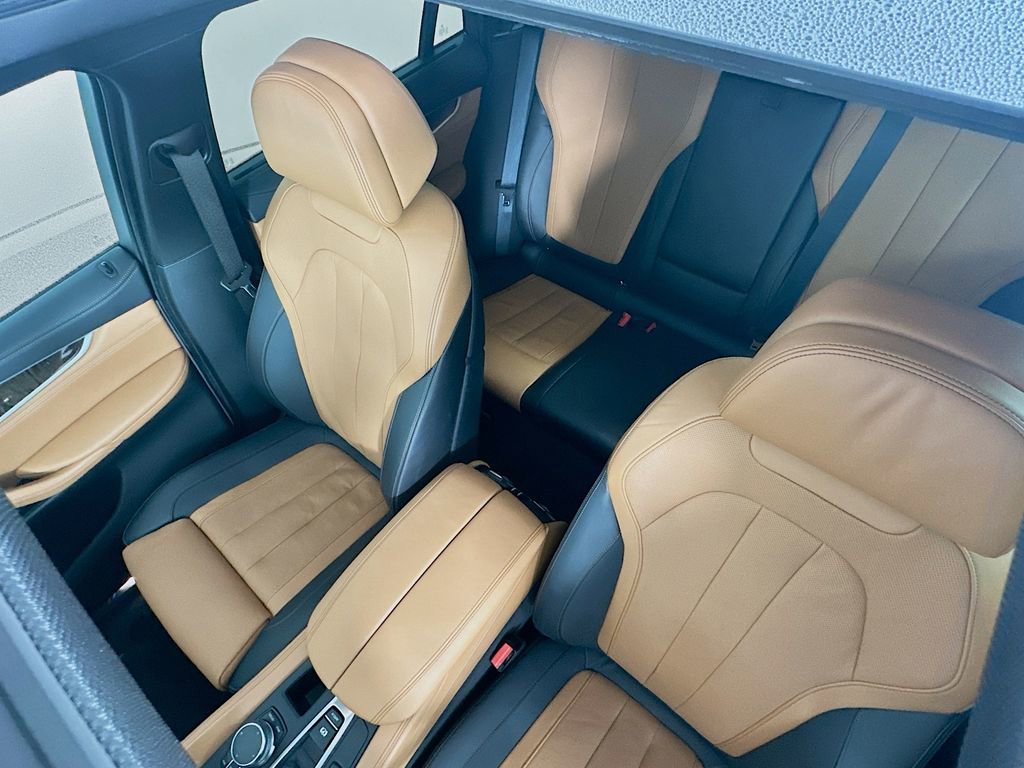 Used 2019 BMW X6 xDrive35i w/ M Sport Package image 22