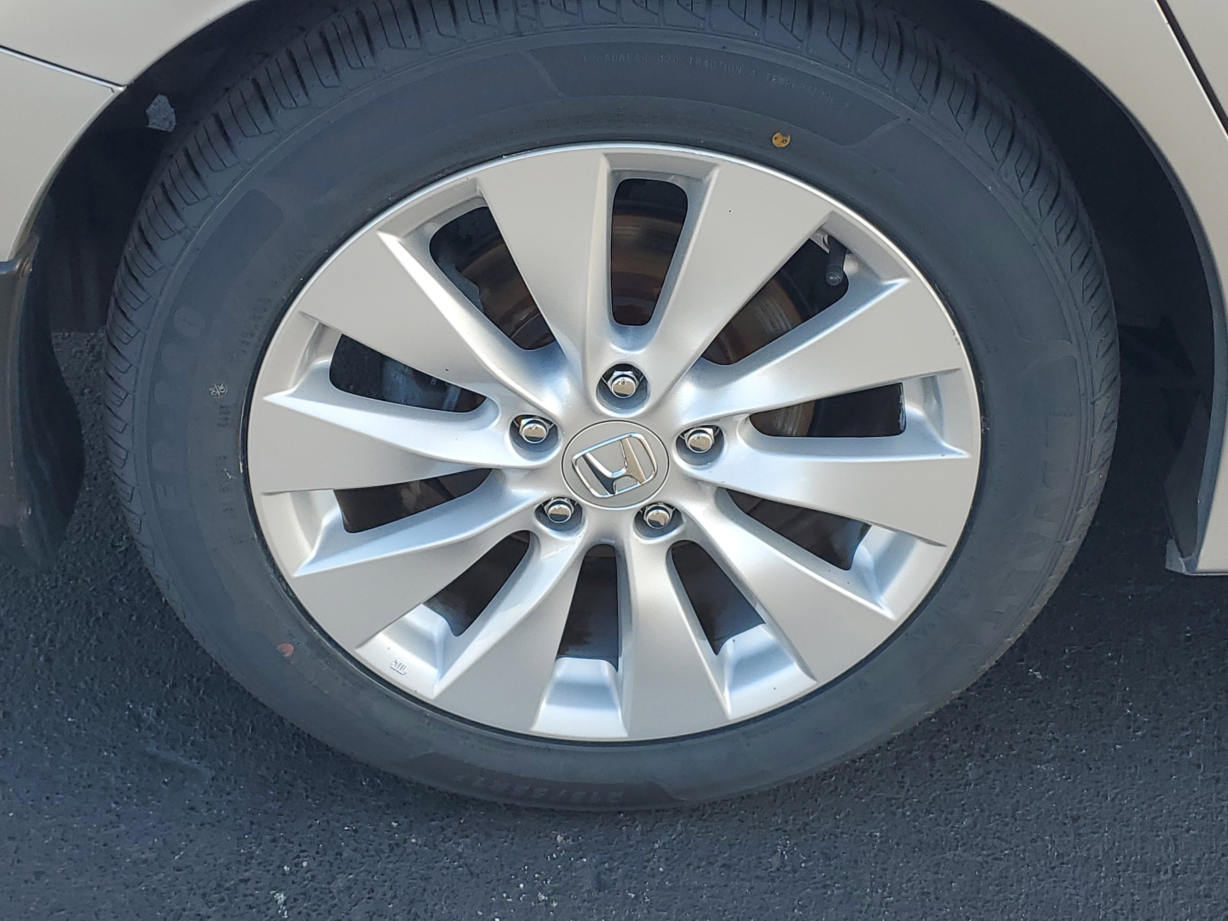 Used 2014 Honda Accord EX image 6