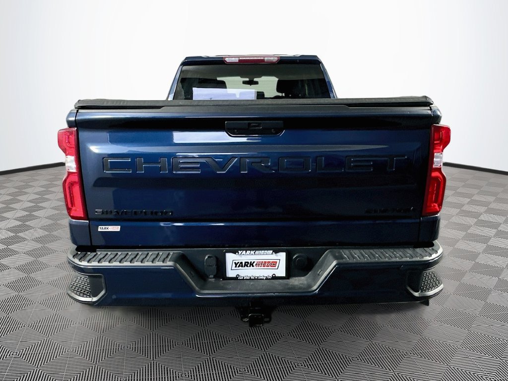Used 2021 Chevrolet Silverado 1500 Custom w/ LPO, Dark Essentials Package AWD/4WD image 11