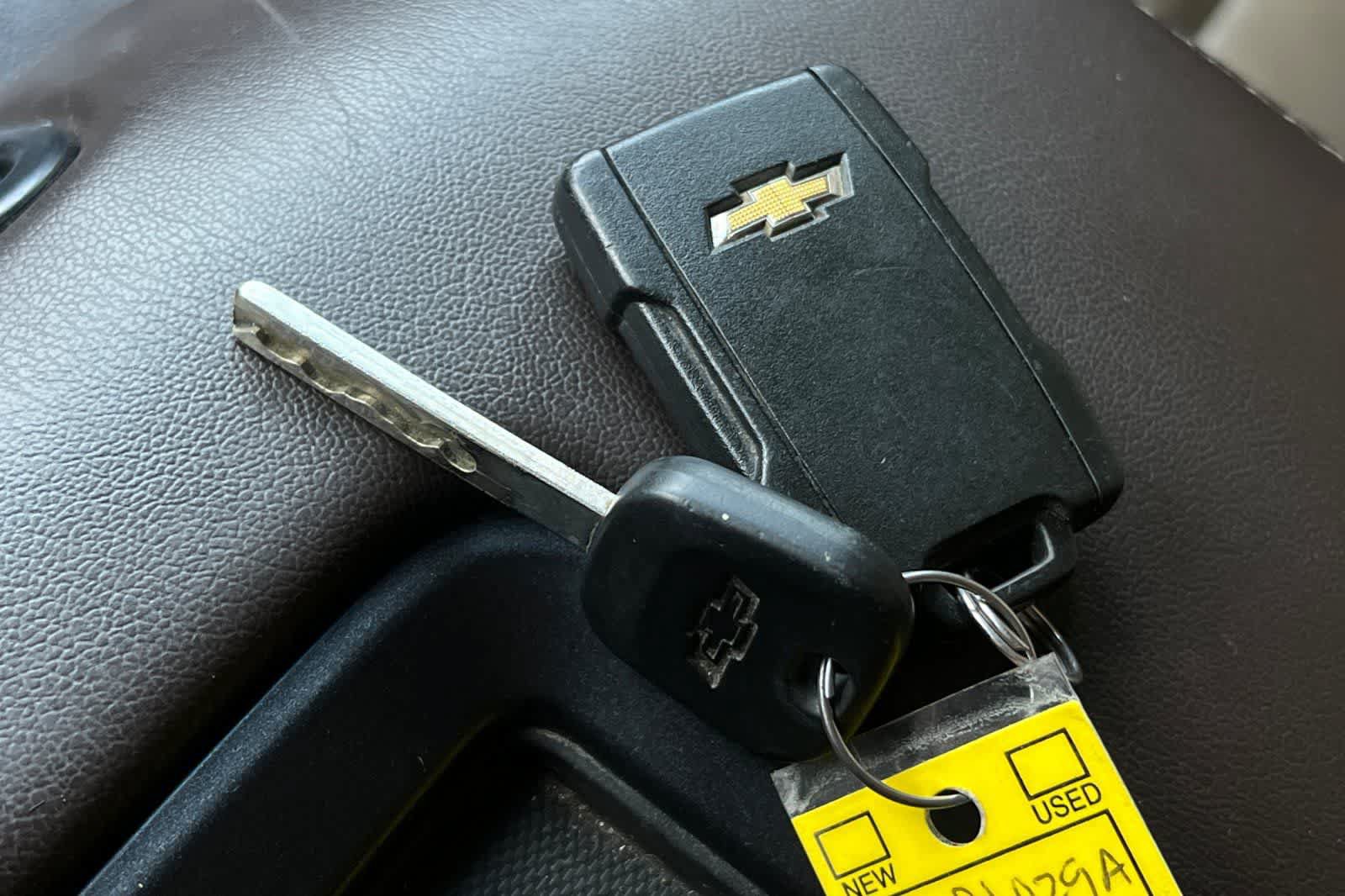 Used 2015 Chevrolet Suburban LT AWD/4WD image 27