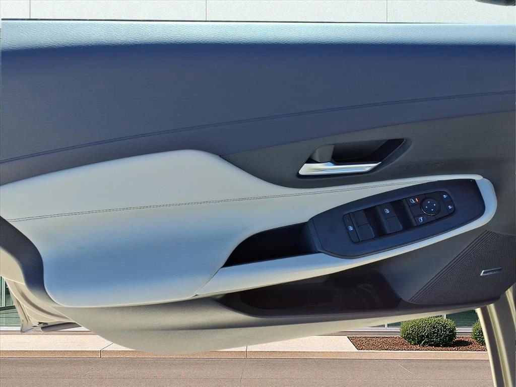 New 2026 Nissan Sentra SL w/ Floor Mat Package FWD image 17