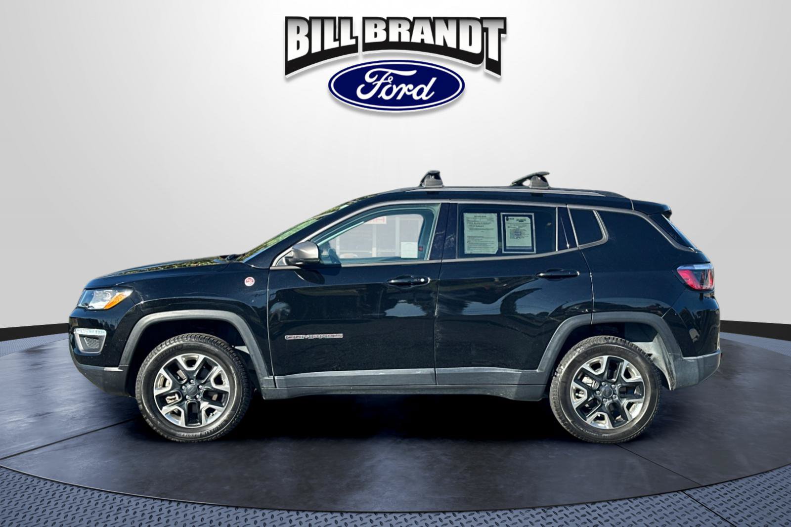 Used 2018 Jeep Compass Trailhawk w/ Navigation Group AWD/4WD image 6
