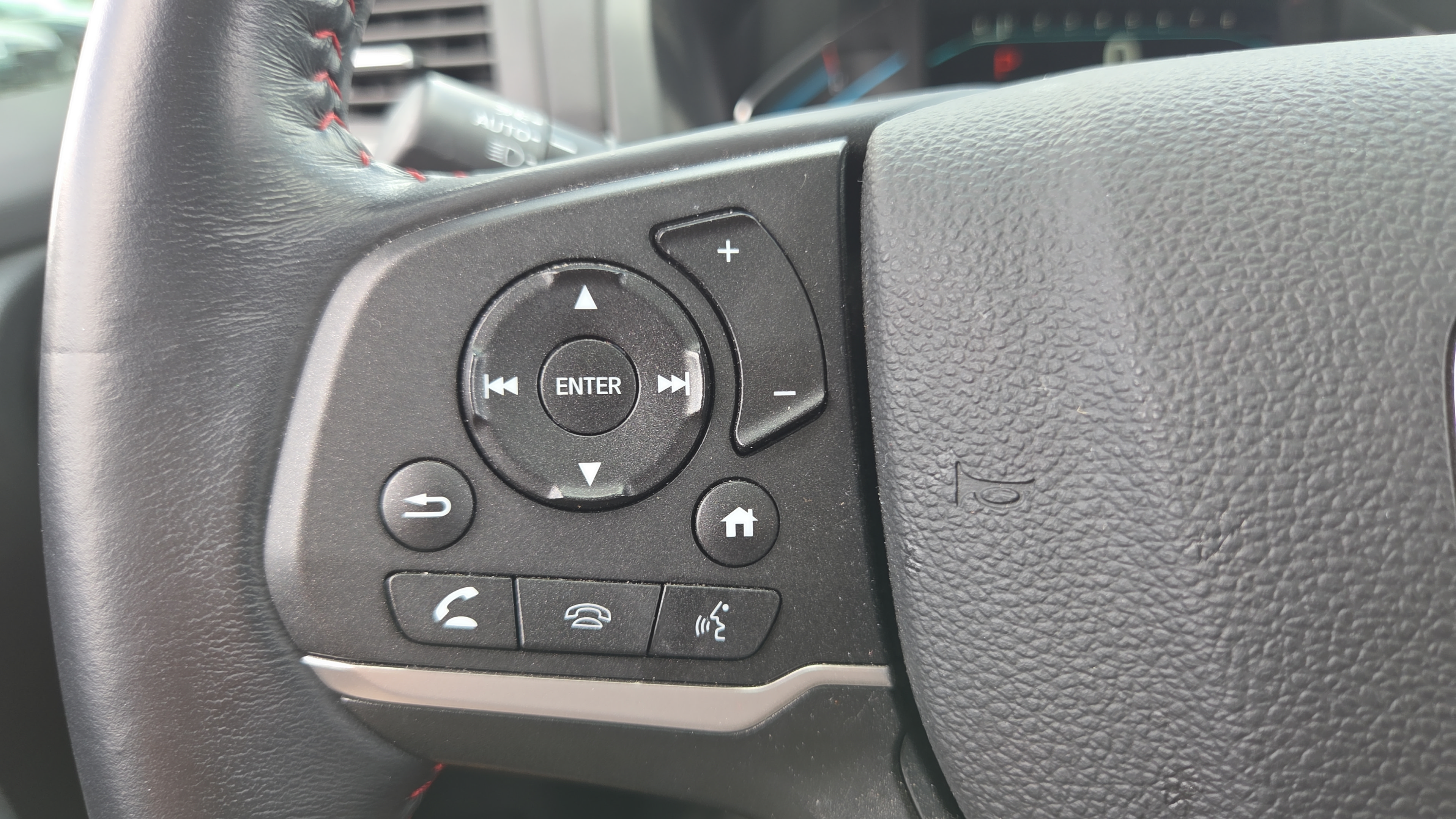 Certified 2024 Honda Odyssey Sport image 29