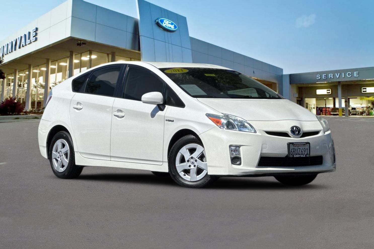 Used 2011 Toyota Prius Three FWD video 2