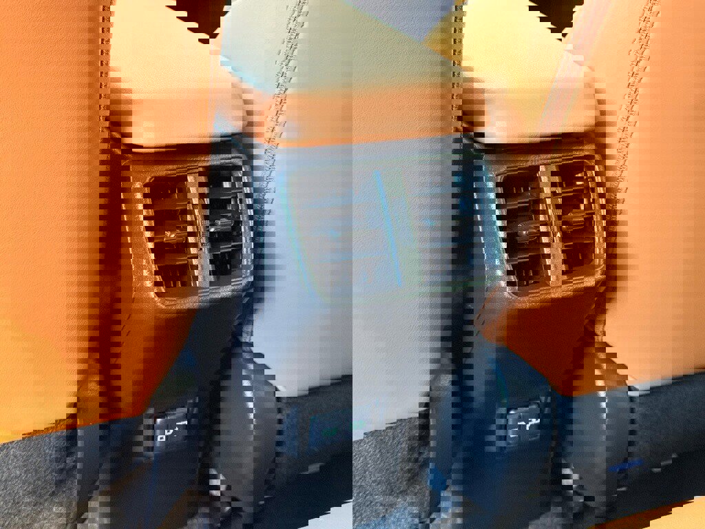 Certified 2022 Lexus UX 200 image 21