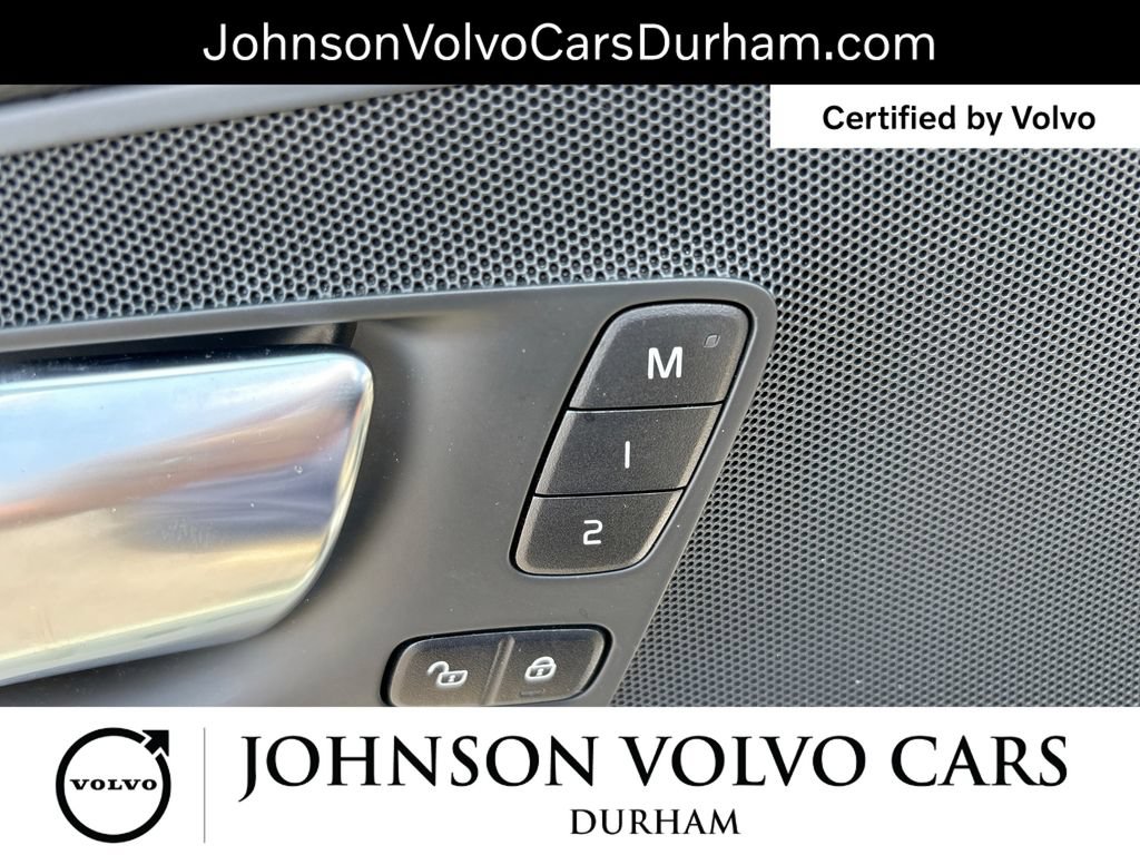 Certified 2024 Volvo XC60 T8 Plus w/ Protection Package Premier AWD/4WD image 16