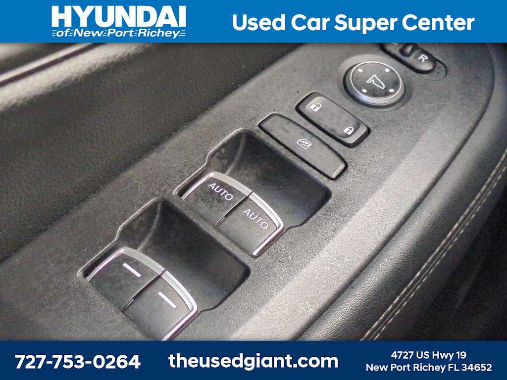 Used 2023 Honda HR-V EX-L image 26