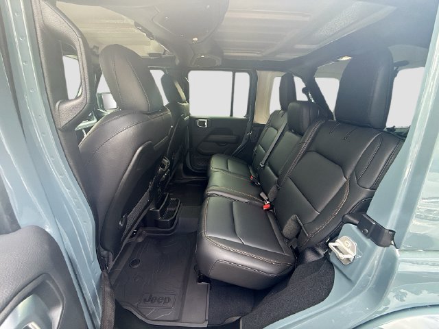 New 2026 Jeep Wrangler Unlimited Sahara AWD/4WD image 18