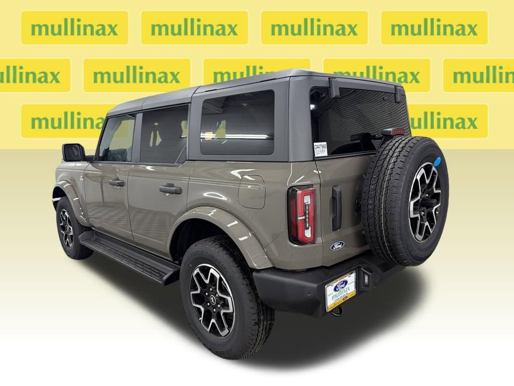 New 2026 Ford Bronco Outer Banks AWD/4WD image 10