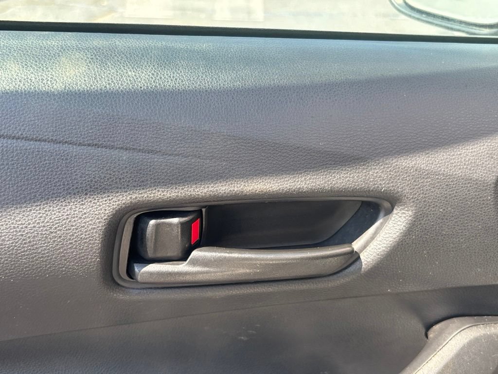 Used 2022 Toyota Corolla LE FWD image 8
