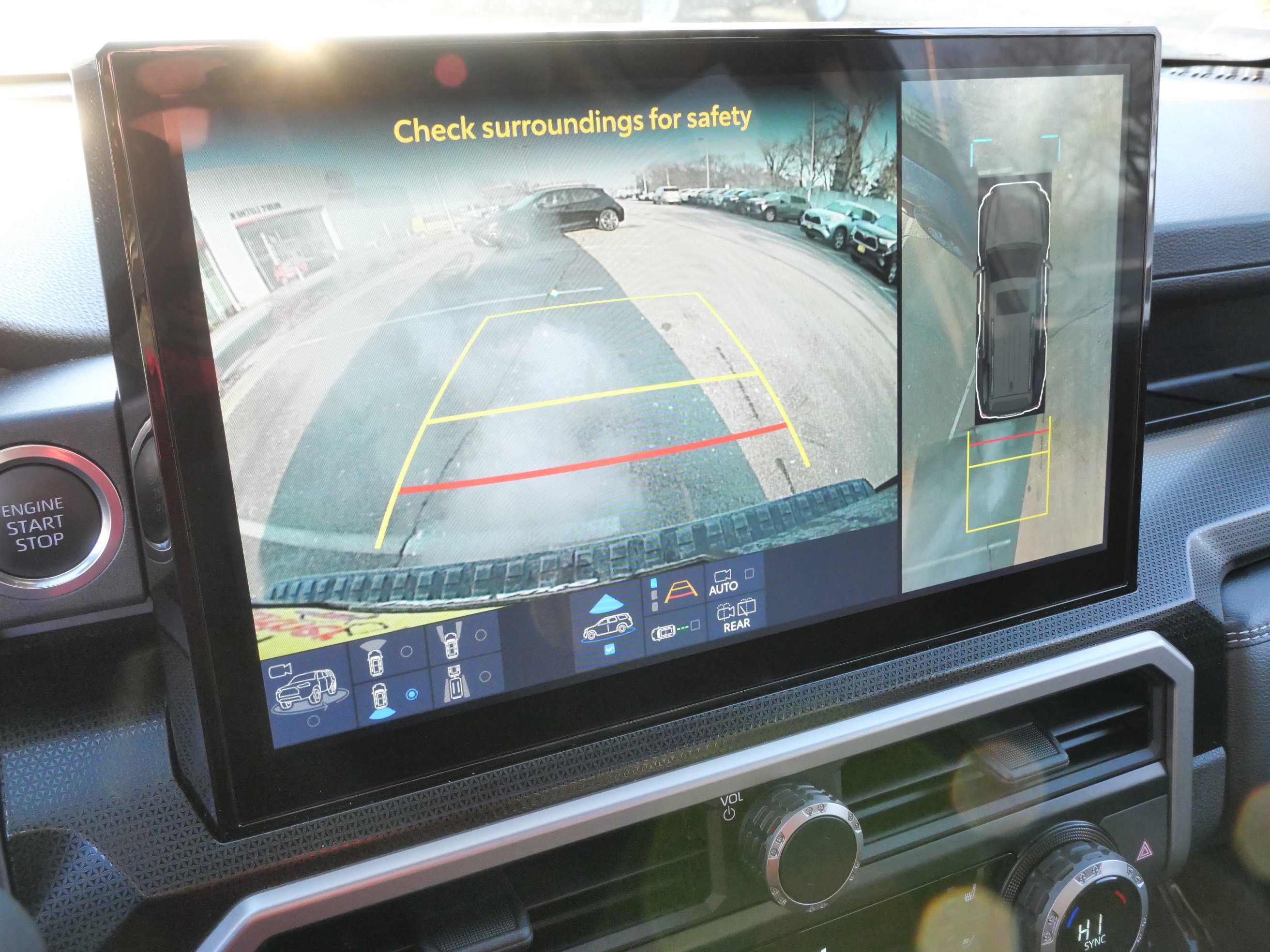 Used 2025 Toyota 4Runner Limited image 31