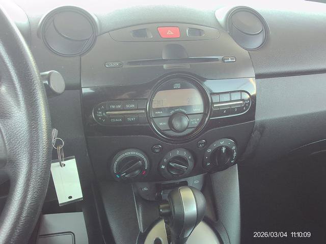 Used 2014 MAZDA MAZDA2 Sport FWD image 12