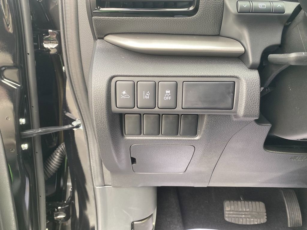 New 2026 Mitsubishi Eclipse Cross LE image 14