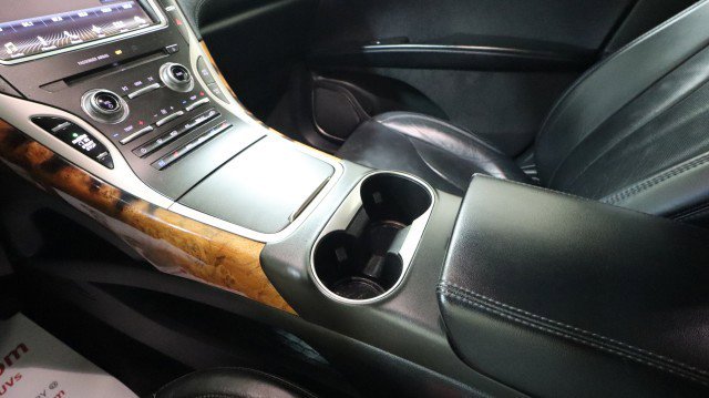 Used 2016 Lincoln MKX Reserve image 18