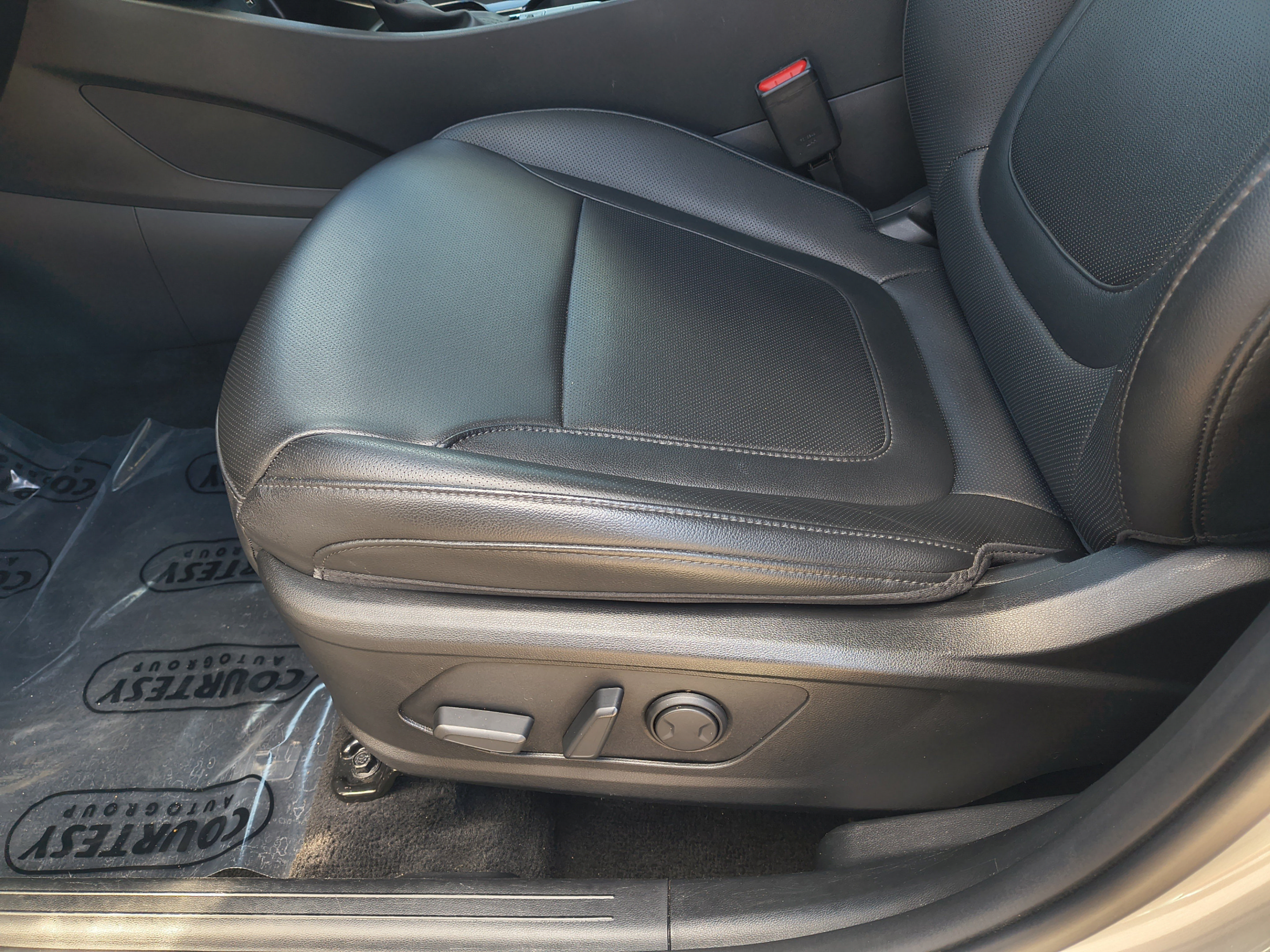 Certified 2023 Hyundai Tucson SEL w/ Convenience Package FWD image 20