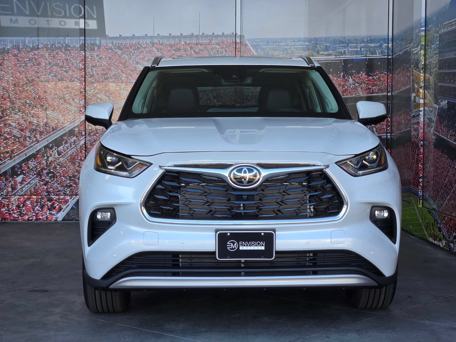 New 2026 Toyota Highlander Platinum AWD/4WD image 2