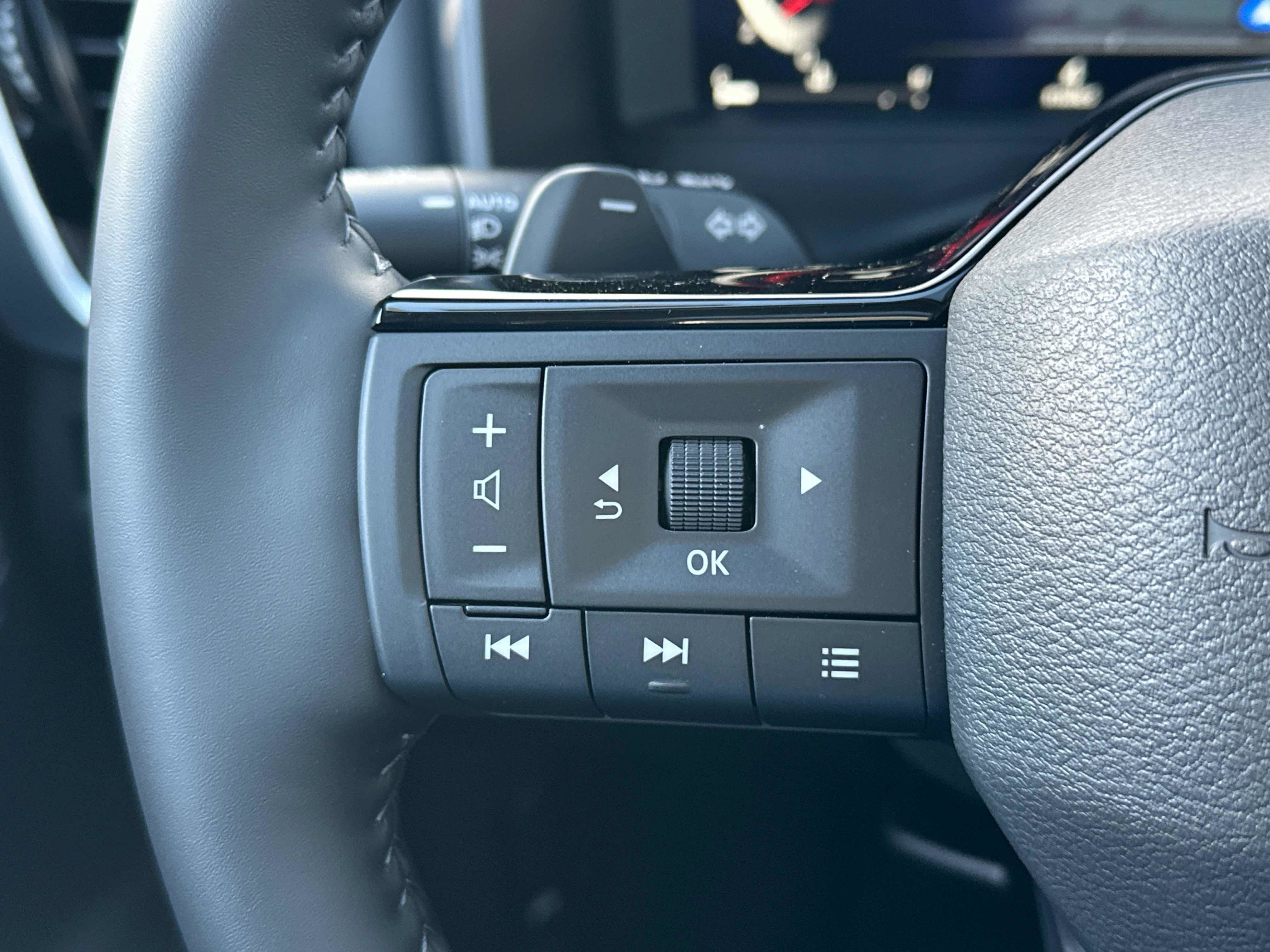 New 2026 Nissan Rogue Platinum w/ Platinum Premium Package image 39