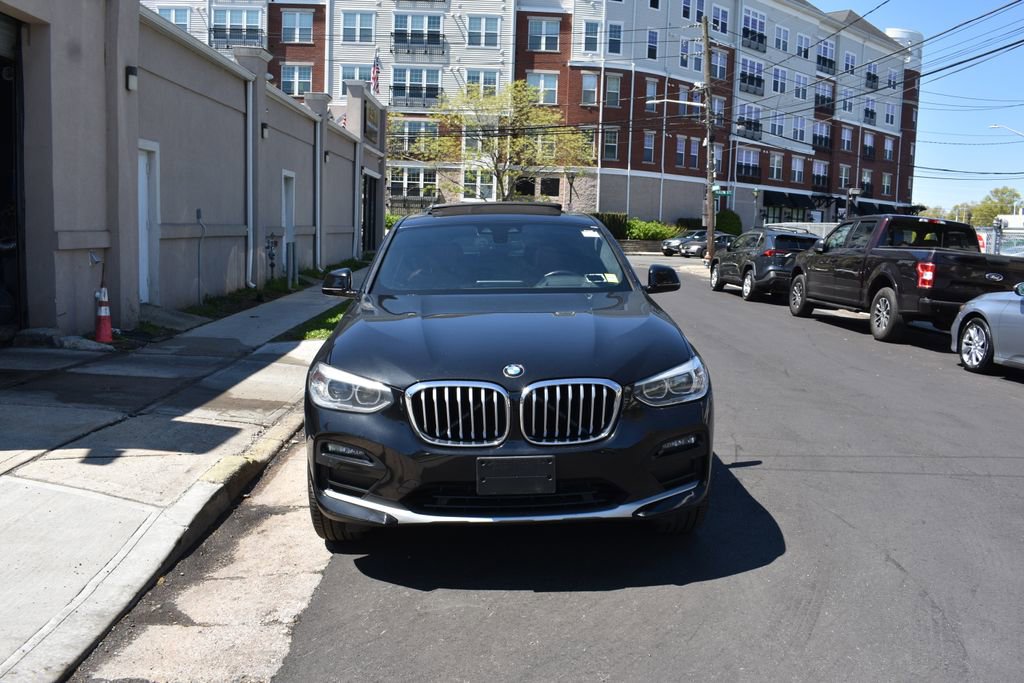 Used 2020 BMW X4 xDrive30i w/ Premium Package AWD/4WD image 3