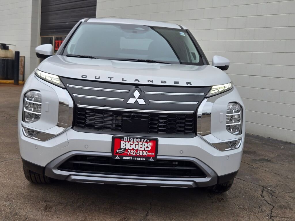 New 2026 Mitsubishi Outlander SE AWD/4WD image 2
