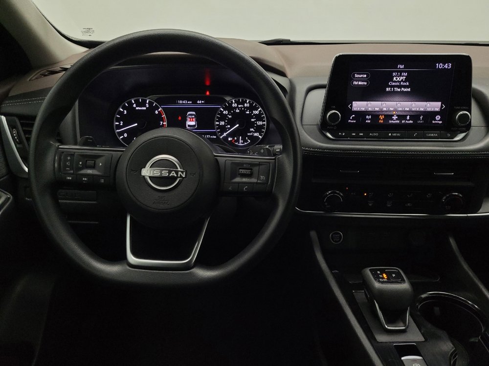 Used 2023 Nissan Rogue S image 22