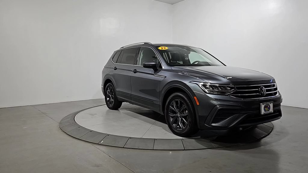 Used 2022 Volkswagen Tiguan SE AWD/4WD image 7