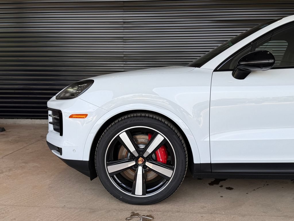 New 2026 Porsche Cayenne S AWD/4WD image 9