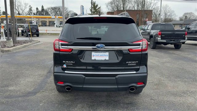 Used 2023 Subaru Ascent Touring image 7
