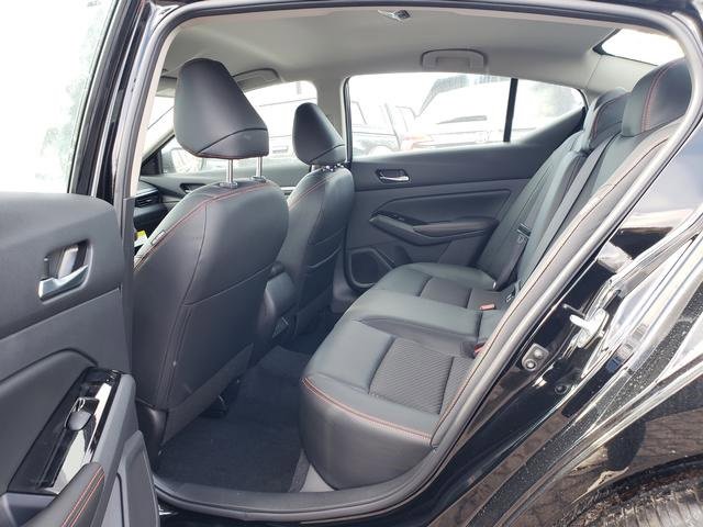 New 2025 Nissan Altima 2.5 SR image 12