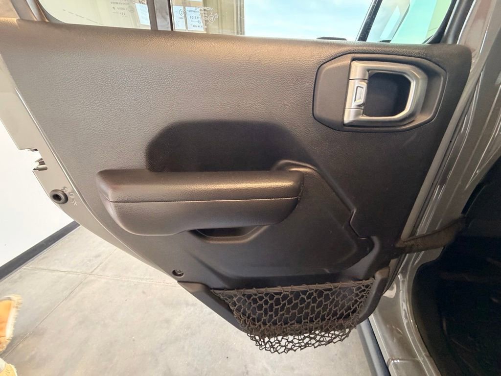Used 2020 Jeep Wrangler Unlimited Sport image 16