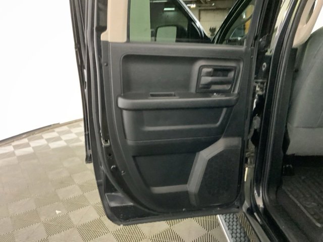 Used 2017 RAM 1500 Express image 28