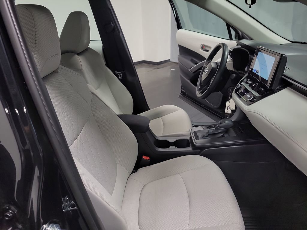 Used 2026 Toyota Corolla Cross L FWD image 22