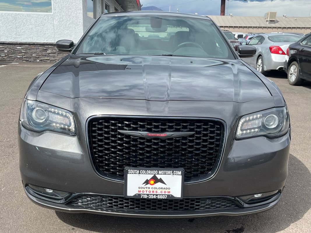 Used 2023 Chrysler 300 S image 2