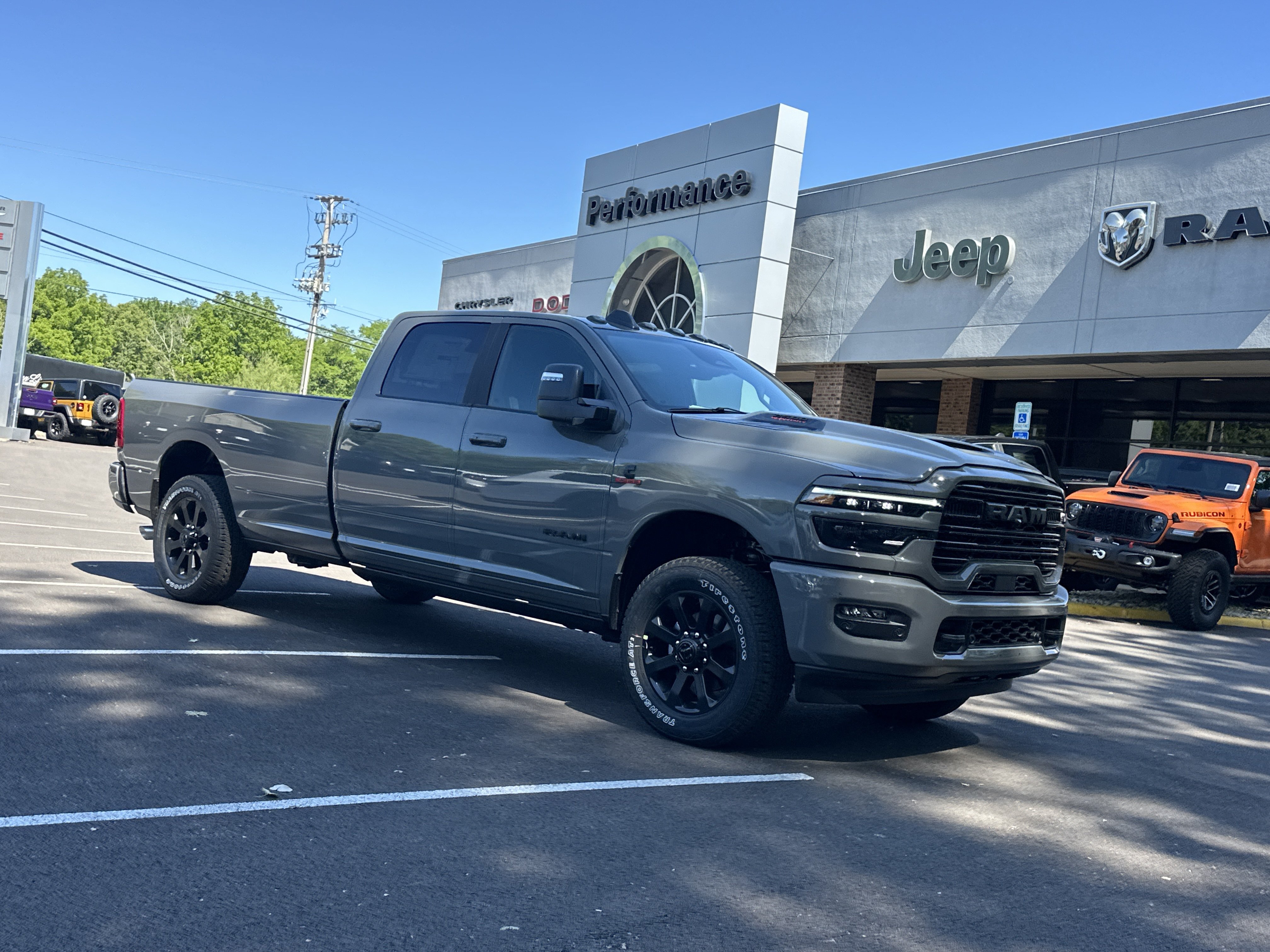 New 2026 RAM 2500 Laramie AWD/4WD image 21