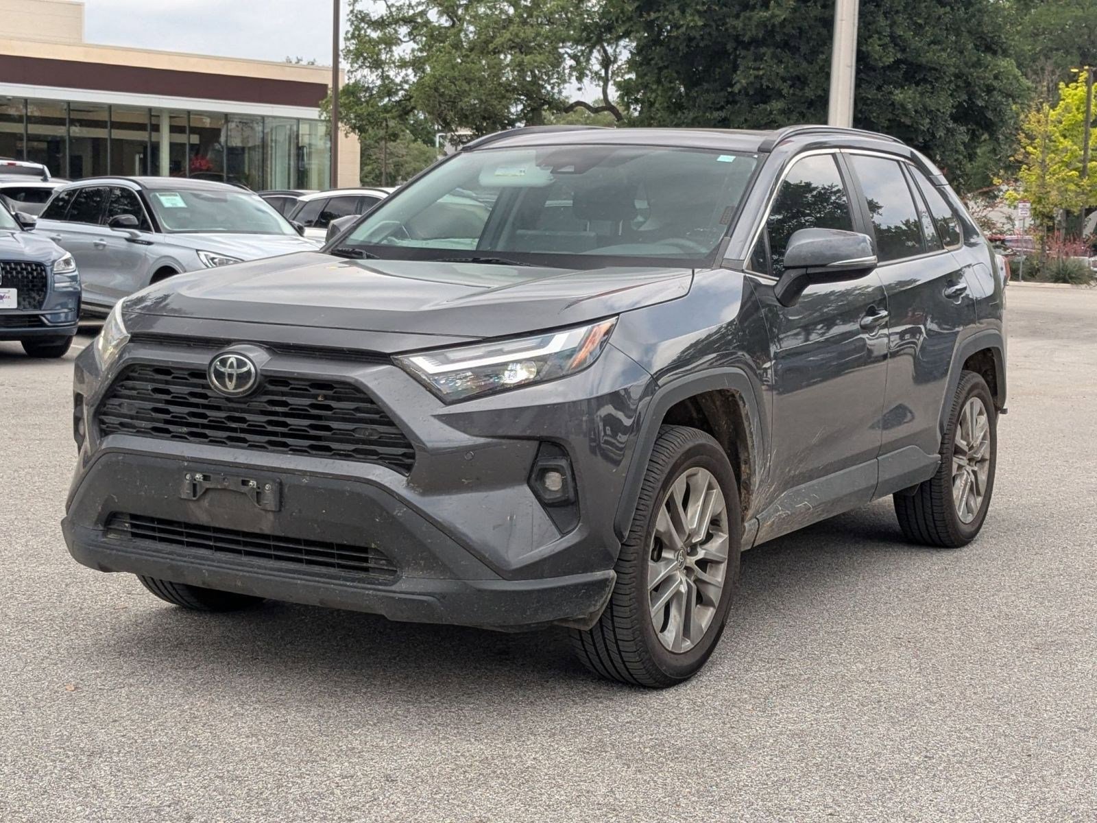 Used 2023 Toyota RAV4 XLE Premium FWD image 7