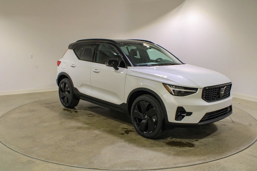 New 2026 Volvo XC40 B5 Ultra w/ Climate Package AWD/4WD image 7