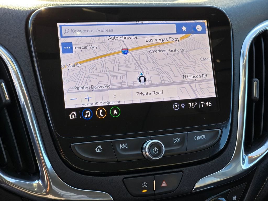 Used 2023 Chevrolet Equinox Premier image 18