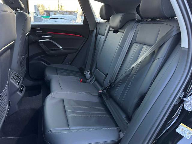 New 2025 Audi Q5 Premium Plus image 17
