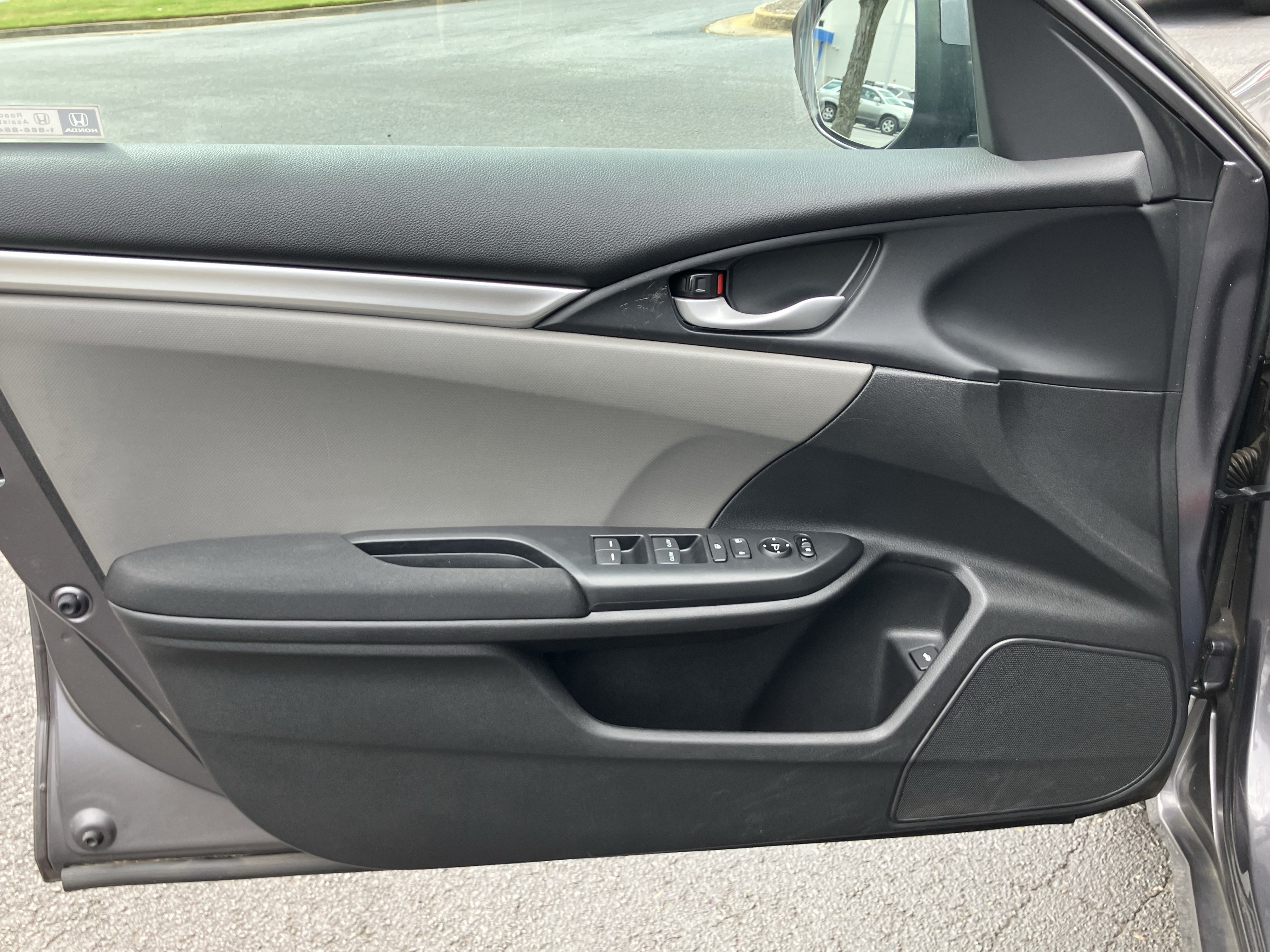 Used 2019 Honda Civic LX image 14