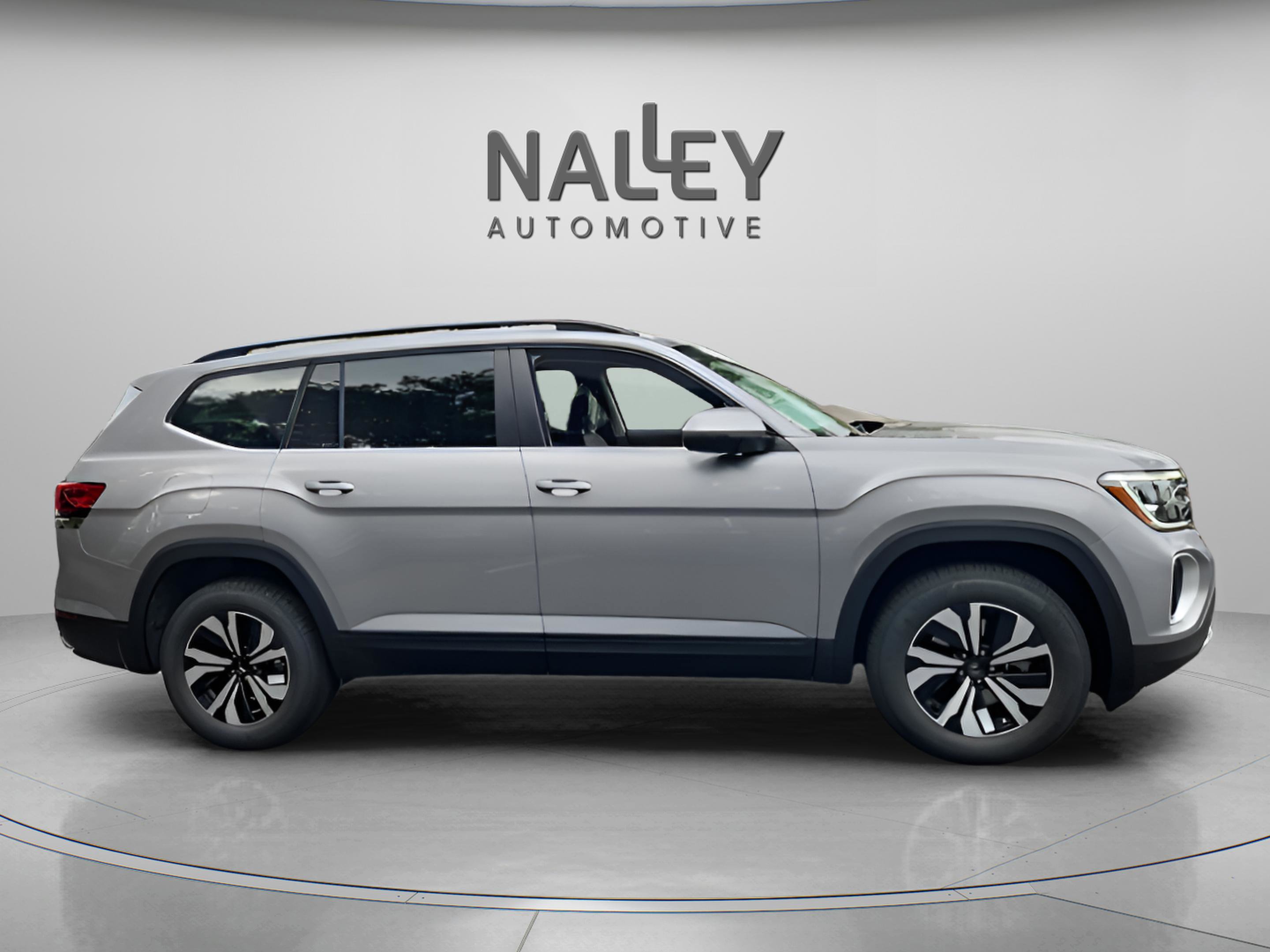 New 2026 Volkswagen Atlas SE image 7