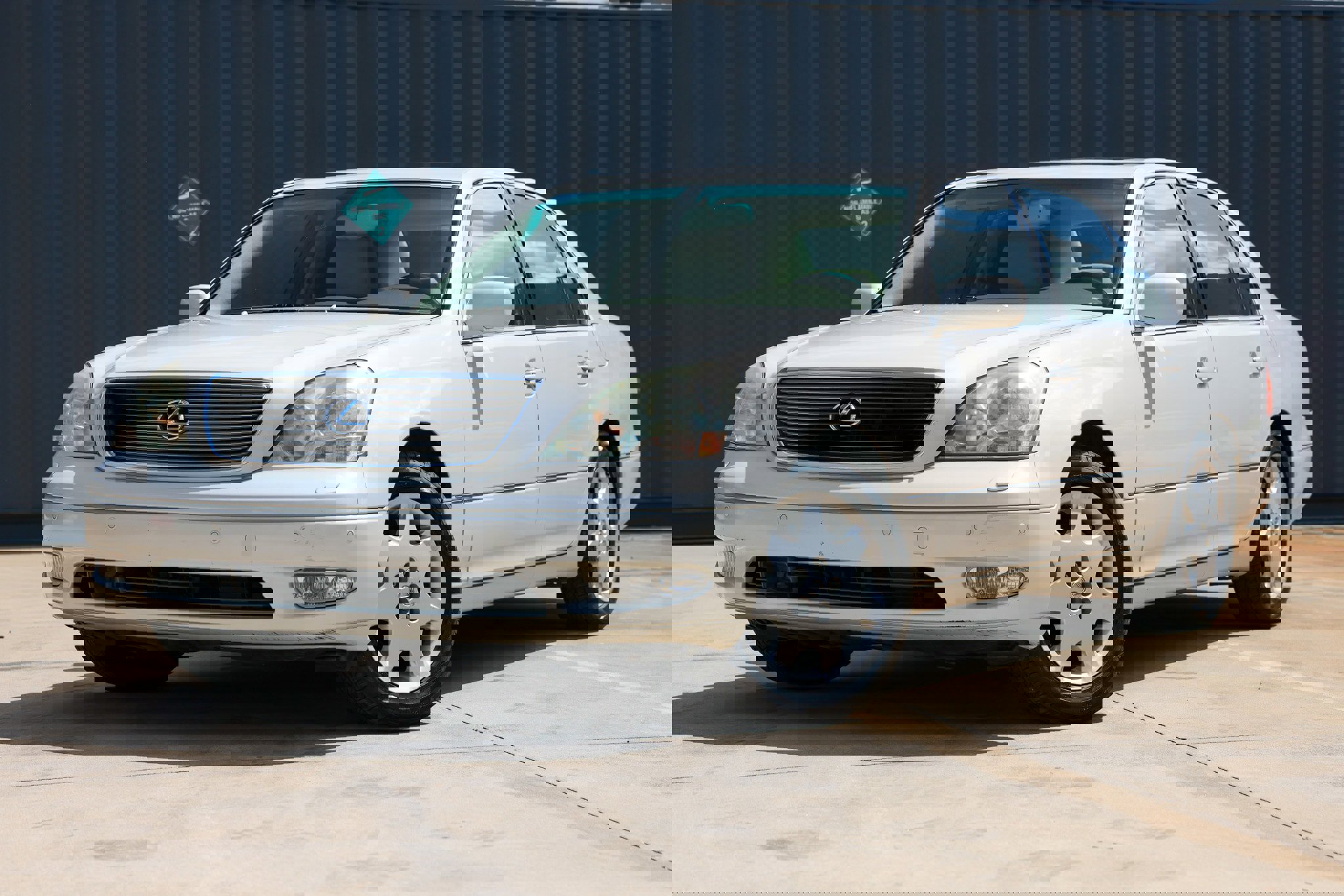 Used 2002 Lexus LS 430 image 1