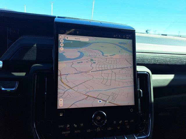 New 2026 GMC Yukon AT4 Ultimate w/ LPO, Floor Liner Package image 17