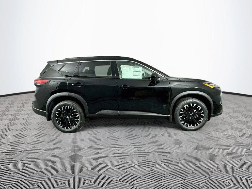 New 2027 Nissan Rogue Dark Armor AWD/4WD image 11